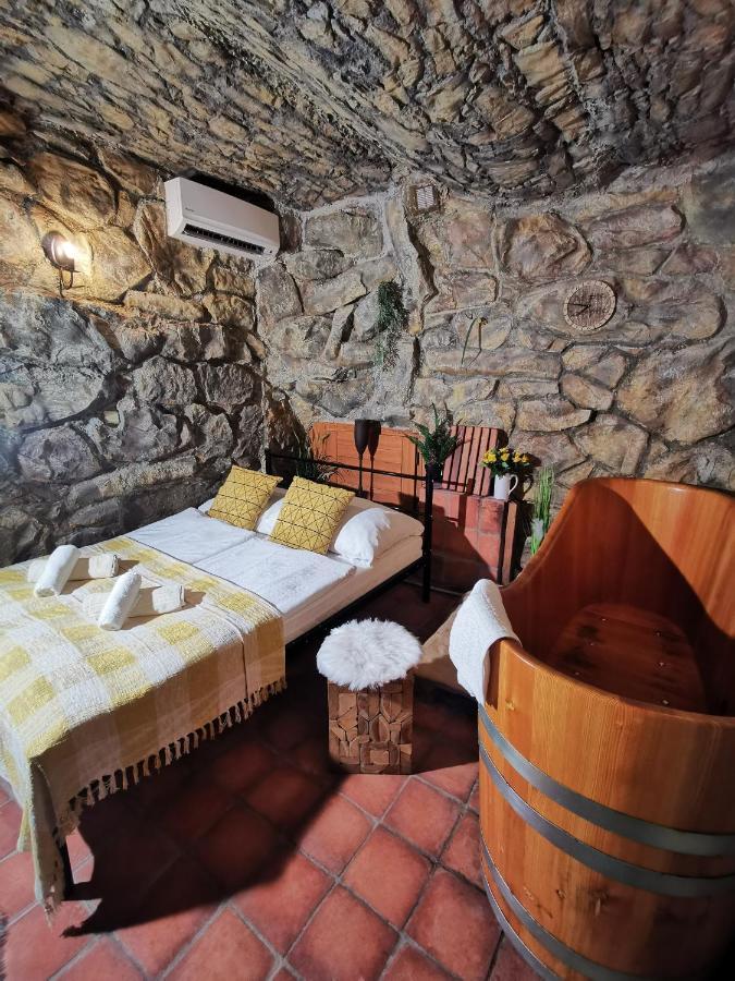Hotel U Cisare Iii. Mělník Екстериор снимка
