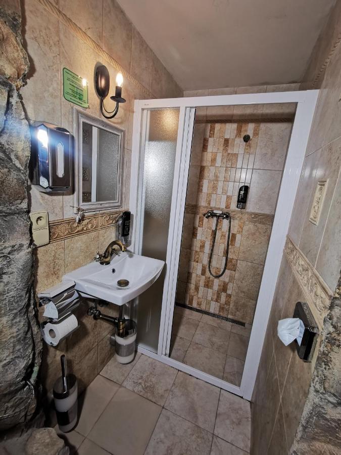 Hotel U Cisare Iii. Mělník Екстериор снимка